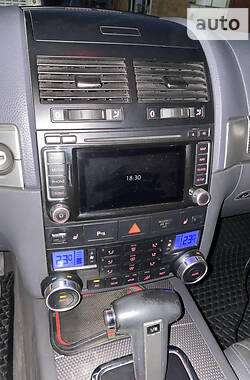Внедорожник / Кроссовер Volkswagen Touareg 2009 в Тростянце