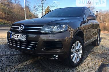 Внедорожник / Кроссовер Volkswagen Touareg 2014 в Староконстантинове