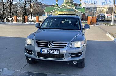 Внедорожник / Кроссовер Volkswagen Touareg 2008 в Бердянске