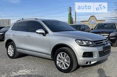 Позашляховик / Кросовер Volkswagen Touareg 2014 в Тернополі