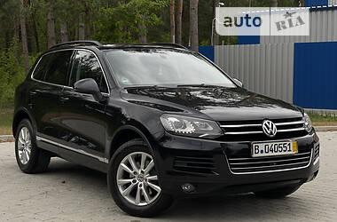 Внедорожник / Кроссовер Volkswagen Touareg 2012 в 