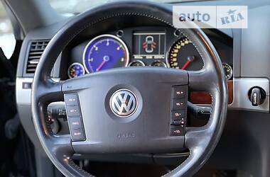 Внедорожник / Кроссовер Volkswagen Touareg 2006 в Хотине