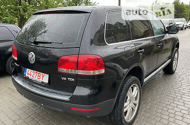 Внедорожник / Кроссовер Volkswagen Touareg 2005 в Львове