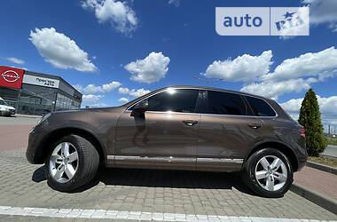 Внедорожник / Кроссовер Volkswagen Touareg 2010 в Мукачево