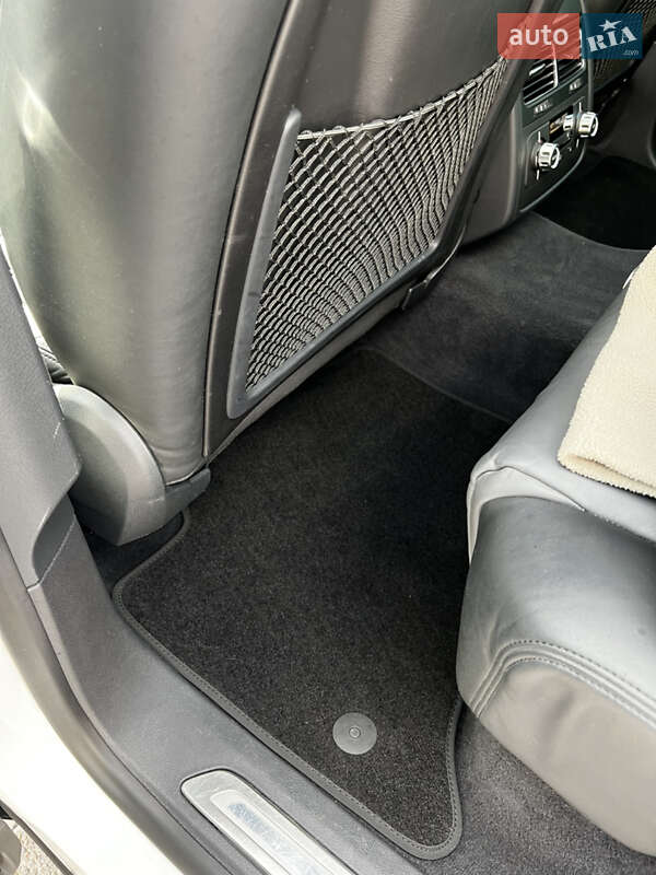 Позашляховик / Кросовер Volkswagen Touareg 2013 в Кропивницькому