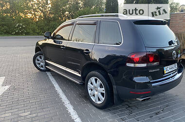 Внедорожник / Кроссовер Volkswagen Touareg 2008 в Луцке