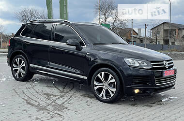 Внедорожник / Кроссовер Volkswagen Touareg 2012 в 