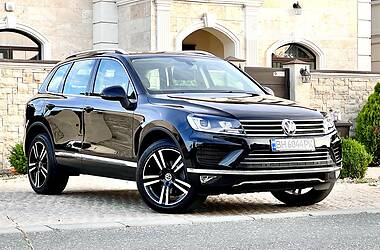 Внедорожник / Кроссовер Volkswagen Touareg 2016 в Одессе