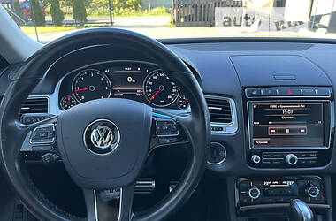 Внедорожник / Кроссовер Volkswagen Touareg 2014 в Любомле