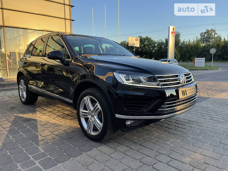 Позашляховик / Кросовер Volkswagen Touareg 2014 в Луцьку