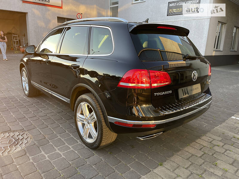 Позашляховик / Кросовер Volkswagen Touareg 2014 в Луцьку