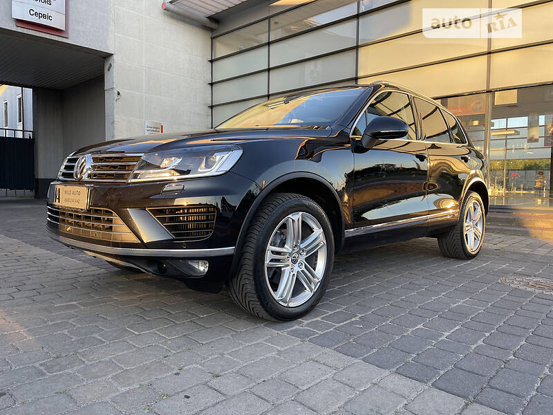 Позашляховик / Кросовер Volkswagen Touareg 2014 в Луцьку