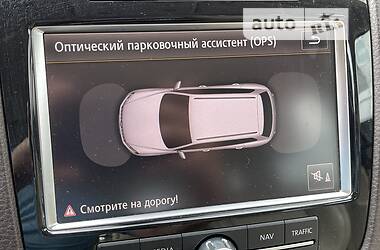 Минивэн Volkswagen Touareg 2012 в Киеве