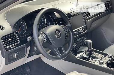 Универсал Volkswagen Touareg 2014 в Виннице
