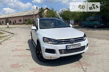 Позашляховик / Кросовер Volkswagen Touareg 2010 в Коломиї