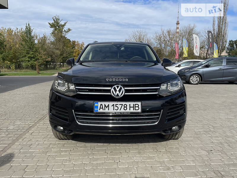 Внедорожник / Кроссовер Volkswagen Touareg 2010 в Бердичеве
