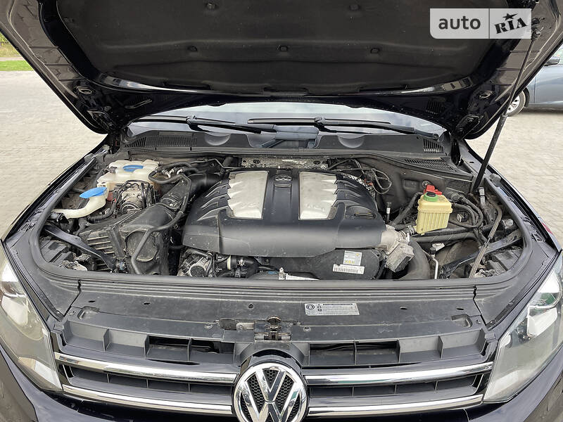 Внедорожник / Кроссовер Volkswagen Touareg 2010 в Бердичеве