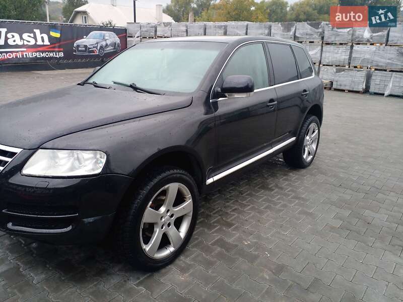 Внедорожник / Кроссовер Volkswagen Touareg 2004 в Теребовле