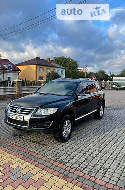 Внедорожник / Кроссовер Volkswagen Touareg 2008 в Самборе