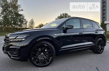 Внедорожник / Кроссовер Volkswagen Touareg 2020 в 