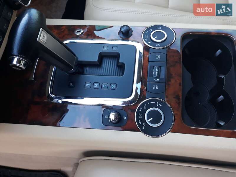 Позашляховик / Кросовер Volkswagen Touareg 2005 в Львові