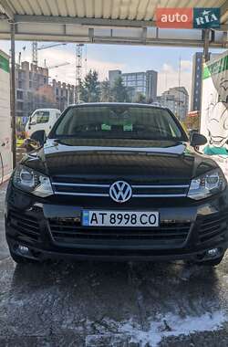 Внедорожник / Кроссовер Volkswagen Touareg 2014 в Ивано-Франковске