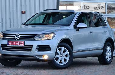 Внедорожник / Кроссовер Volkswagen Touareg 2014 в Сарнах