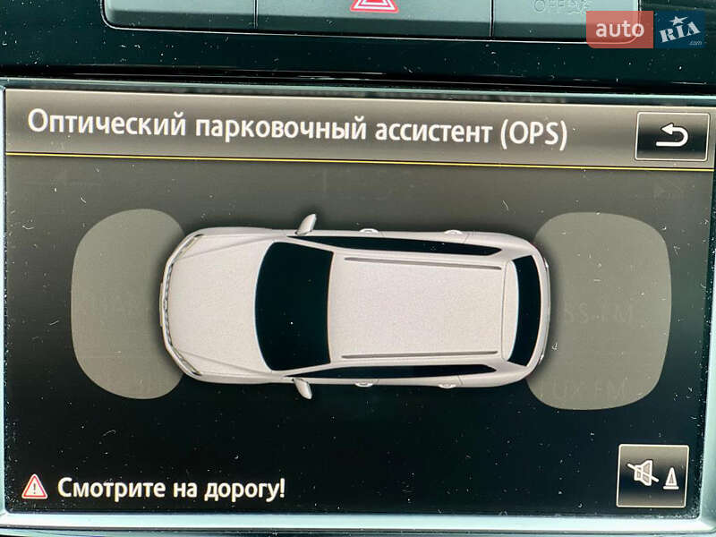 Внедорожник / Кроссовер Volkswagen Touareg 2014 в Харькове