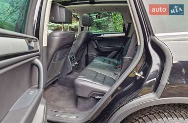 Внедорожник / Кроссовер Volkswagen Touareg 2013 в 
