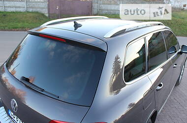 Внедорожник / Кроссовер Volkswagen Touareg 2012 в Прилуках