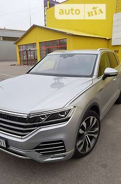 Внедорожник / Кроссовер Volkswagen Touareg 2018 в Кропивницком