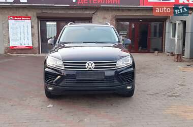 Позашляховик / Кросовер Volkswagen Touareg 2015 в Миколаєві