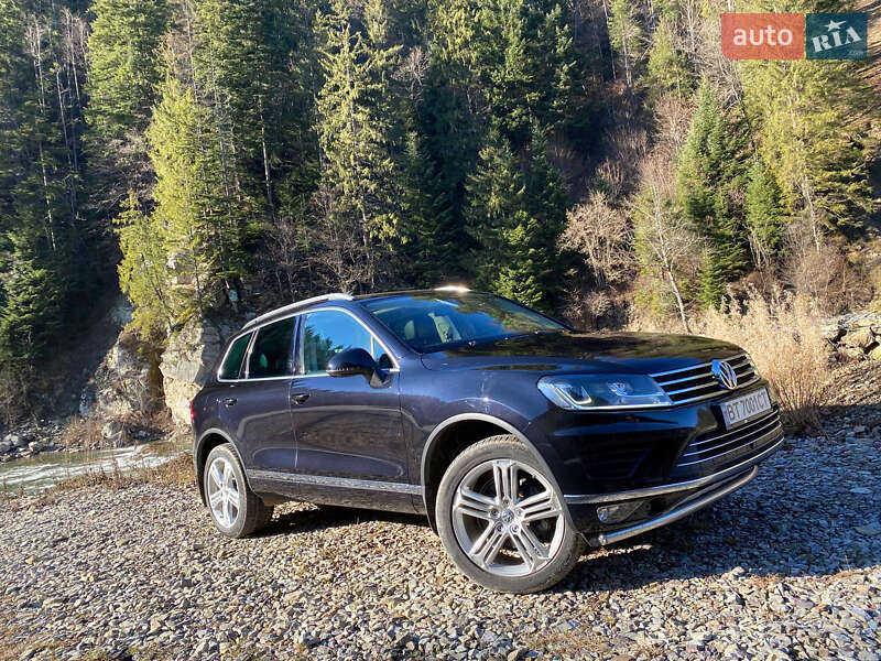 Позашляховик / Кросовер Volkswagen Touareg 2014 в Верховині