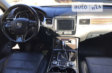 Позашляховик / Кросовер Volkswagen Touareg 2014 в Верховині