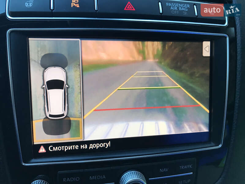 Позашляховик / Кросовер Volkswagen Touareg 2014 в Верховині