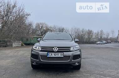 Внедорожник / Кроссовер Volkswagen Touareg 2010 в 