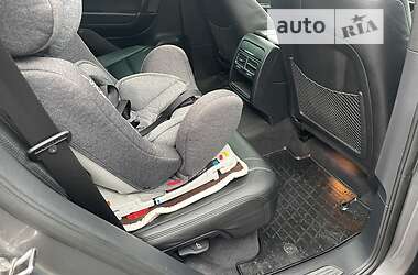 Внедорожник / Кроссовер Volkswagen Touareg 2010 в 