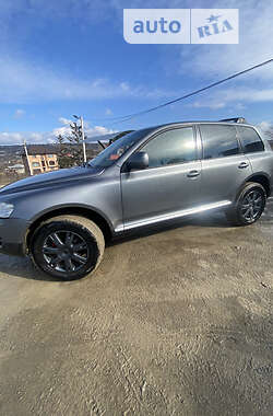 Внедорожник / Кроссовер Volkswagen Touareg 2004 в Черновцах