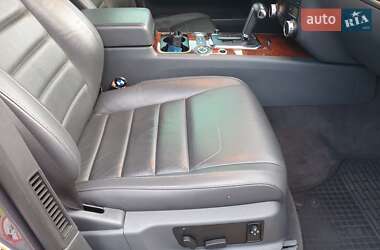 Внедорожник / Кроссовер Volkswagen Touareg 2010 в Хусте