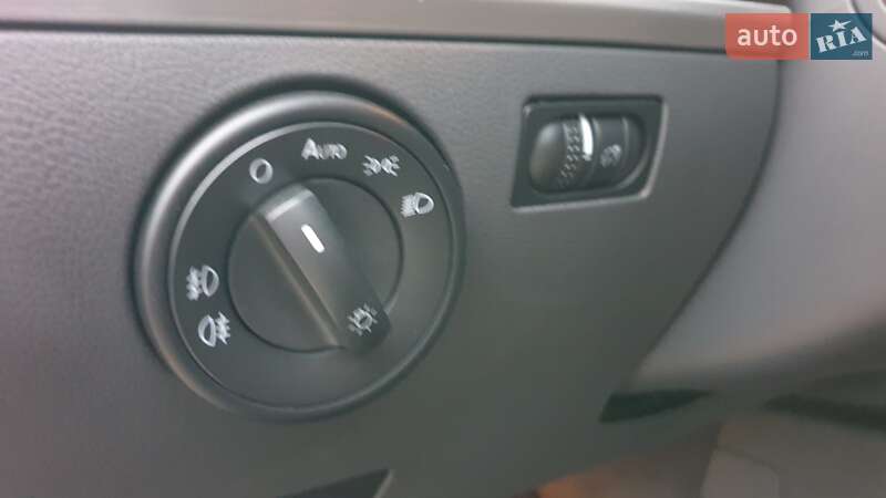 Внедорожник / Кроссовер Volkswagen Touareg 2010 в Хусте