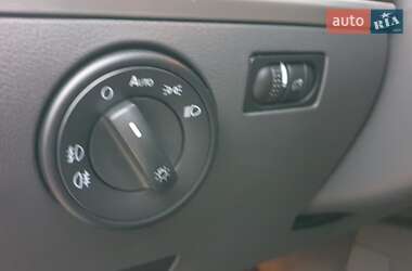 Внедорожник / Кроссовер Volkswagen Touareg 2010 в 