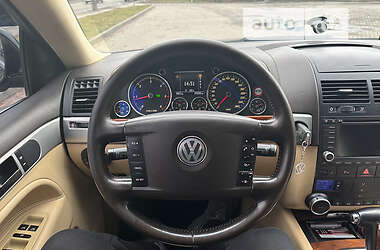 Позашляховик / Кросовер Volkswagen Touareg 2005 в Ковелі