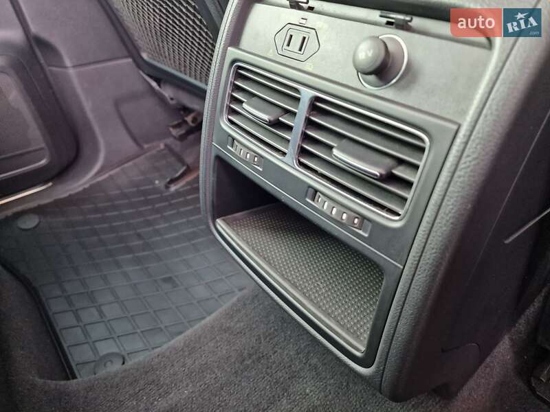 Внедорожник / Кроссовер Volkswagen Touareg 2013 в Киеве фото 33 Внедорожник / Кроссовер Volkswagen Touareg 2013 в Киеве