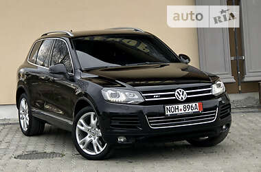 Внедорожник / Кроссовер Volkswagen Touareg 2011 в 