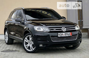 Внедорожник / Кроссовер Volkswagen Touareg 2011 в 