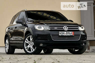 Внедорожник / Кроссовер Volkswagen Touareg 2011 в 