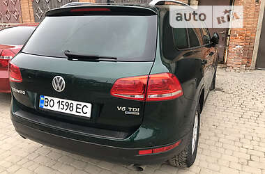 Позашляховик / Кросовер Volkswagen Touareg 2011 в Бережанах