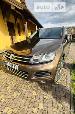 Позашляховик / Кросовер Volkswagen Touareg 2013 в Івано-Франківську