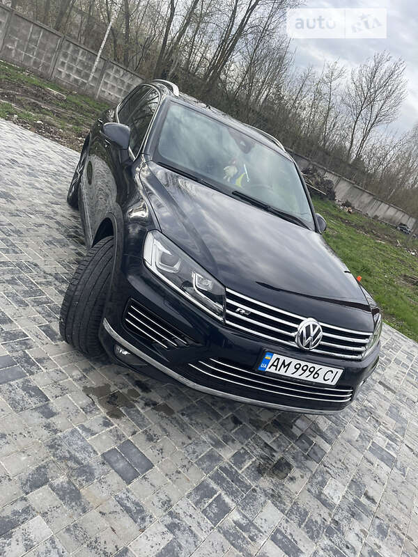 Позашляховик / Кросовер Volkswagen Touareg 2015 в Рівному фото 14 Позашляховик / Кросовер Volkswagen Touareg 2015 в Рівному
