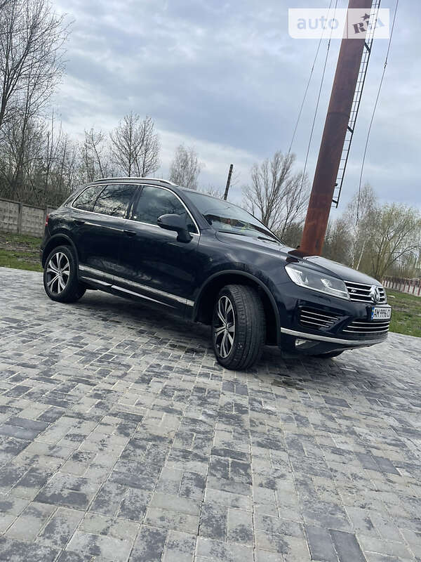 Позашляховик / Кросовер Volkswagen Touareg 2015 в Рівному фото 28 Позашляховик / Кросовер Volkswagen Touareg 2015 в Рівному